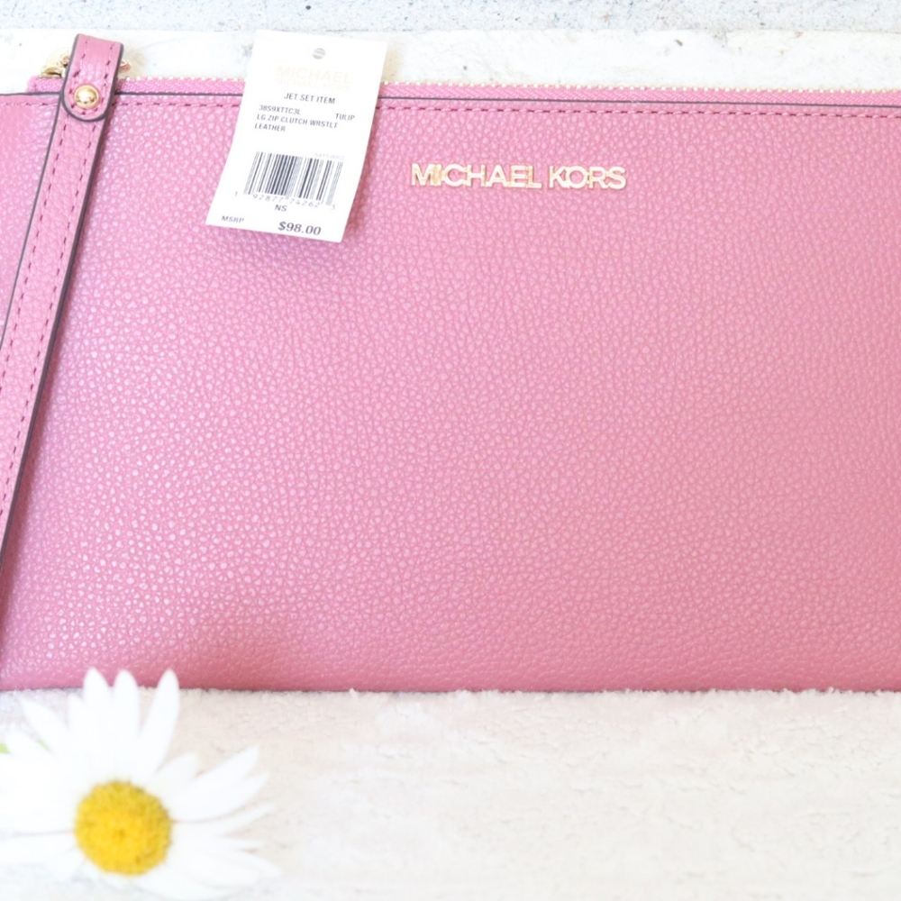 Pink Michael Kors clutch - Picture 4 of 6